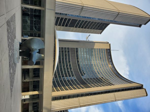 view of Toronto City Hall 